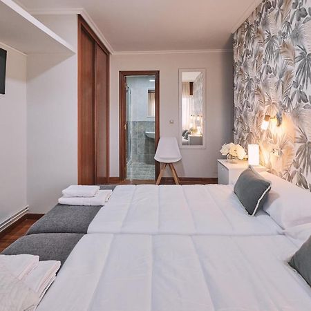 Peregrina Pension 5 Педрусо Экстерьер фото