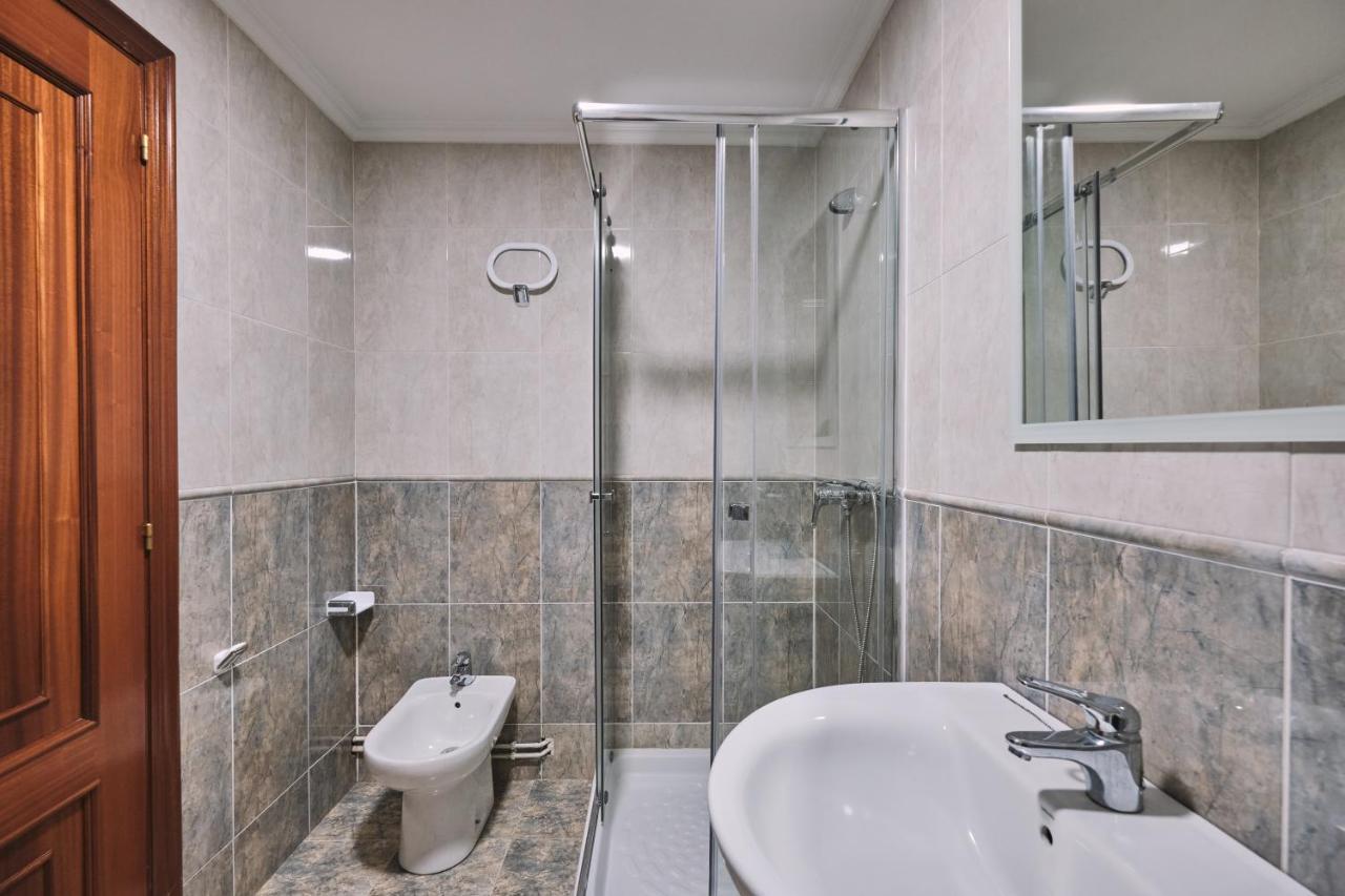Peregrina Pension 5 Педрусо Экстерьер фото