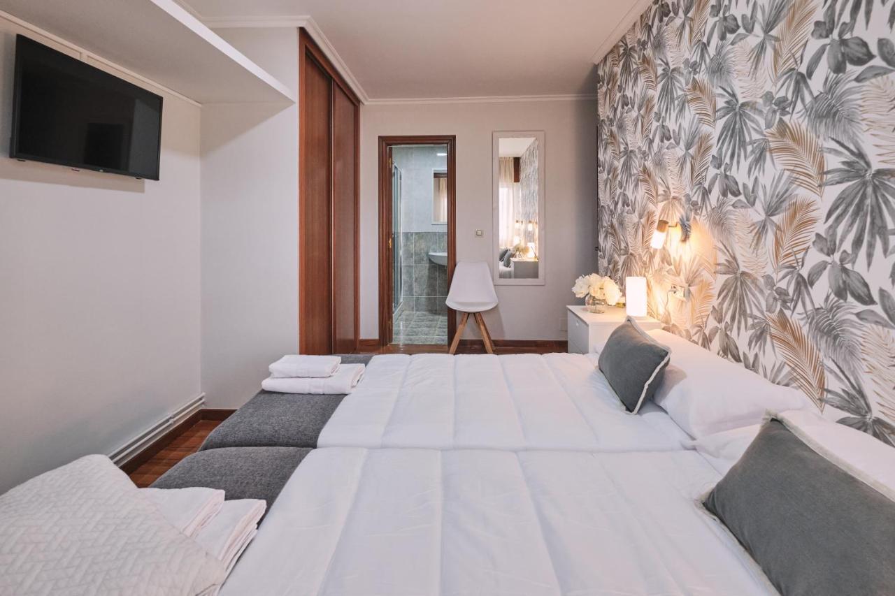 Peregrina Pension 5 Педрусо Экстерьер фото